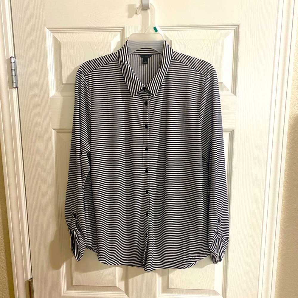 Ann Taylor black and white blouse.